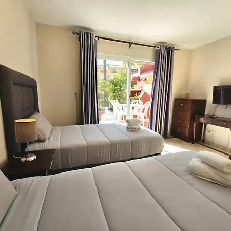 Amplia Casa En Zona Ideal - Pass The Keys *