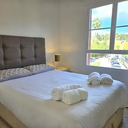 Amplia Casa En Zona Ideal - Pass The Keys * Marbella